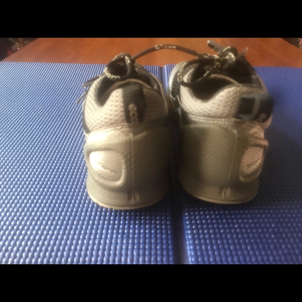 Ecco Biom Sneaker View 4